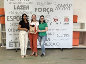 Recebemos a visita da Professora e contadora de histórias Jéssica Rocha Cima, que trouxe essa temática através de histórias divertidas e preventivas. 